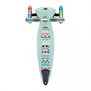 foldable-scooters-for-toddlers-with-patterned-deck-GO-UP-DELUXE-FANTASY-LIGHTS thumbnail 5