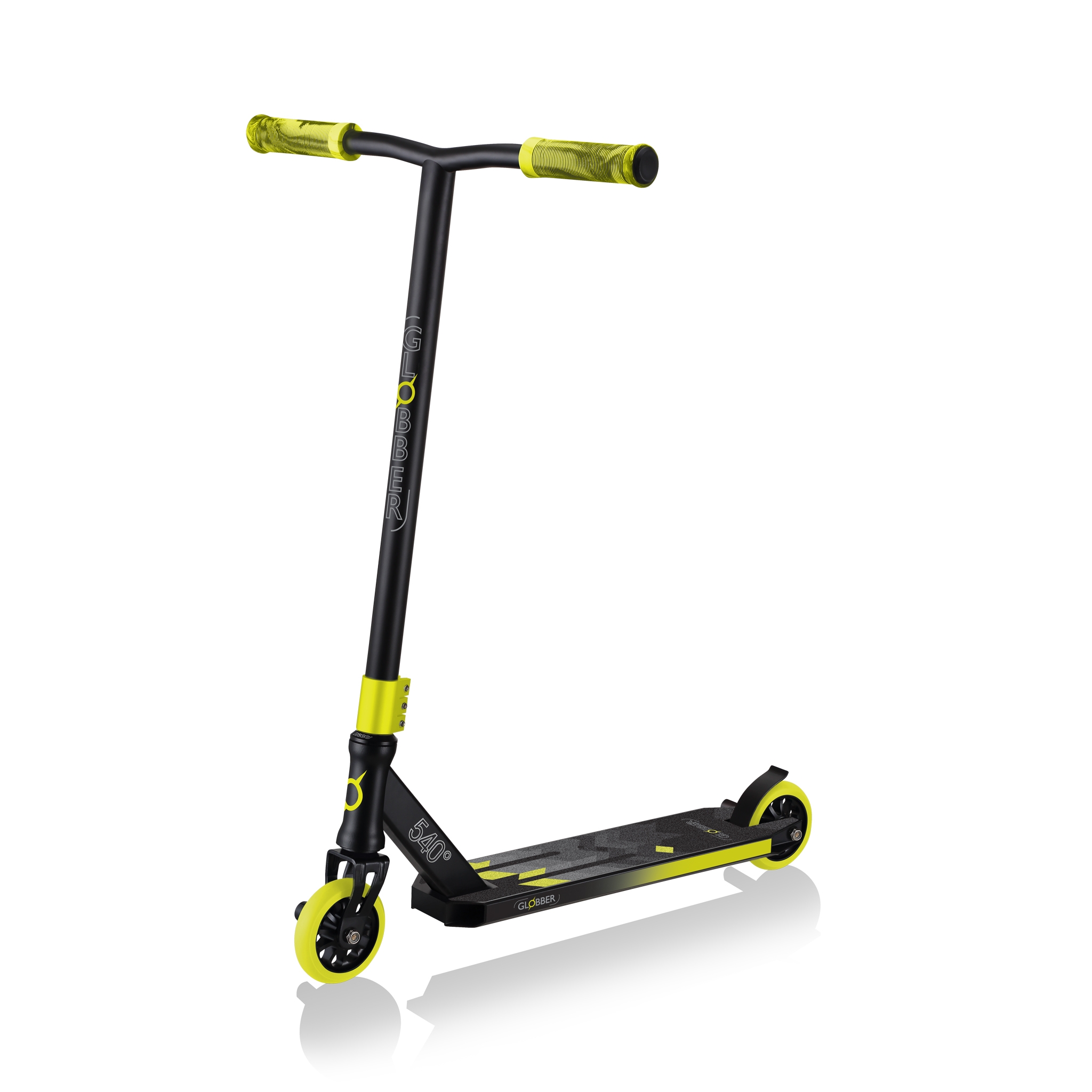 stunt-scooter-with-100mm-wheels-Globber-GS540 4