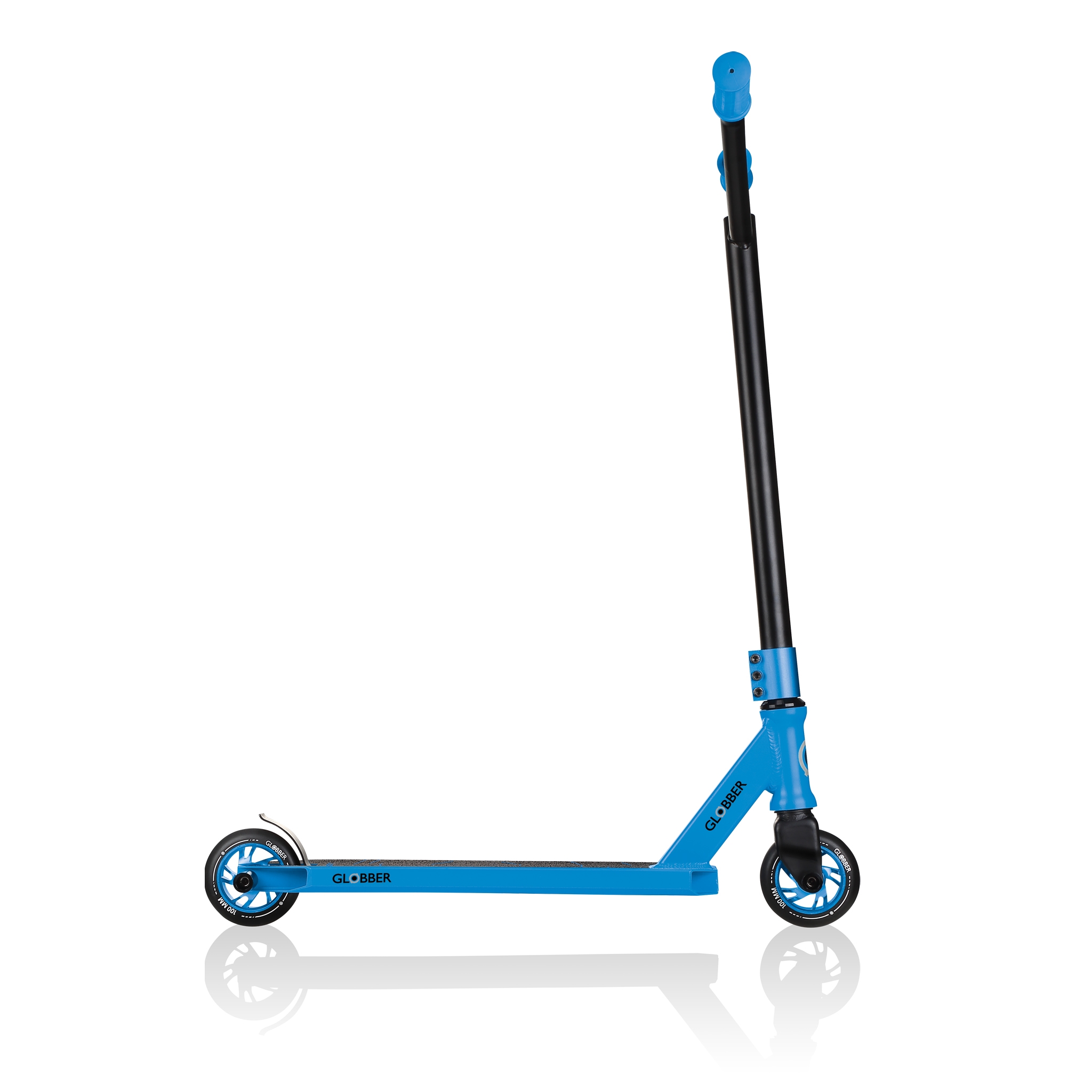 Patinete globber stunt scooter GS negro y rojo