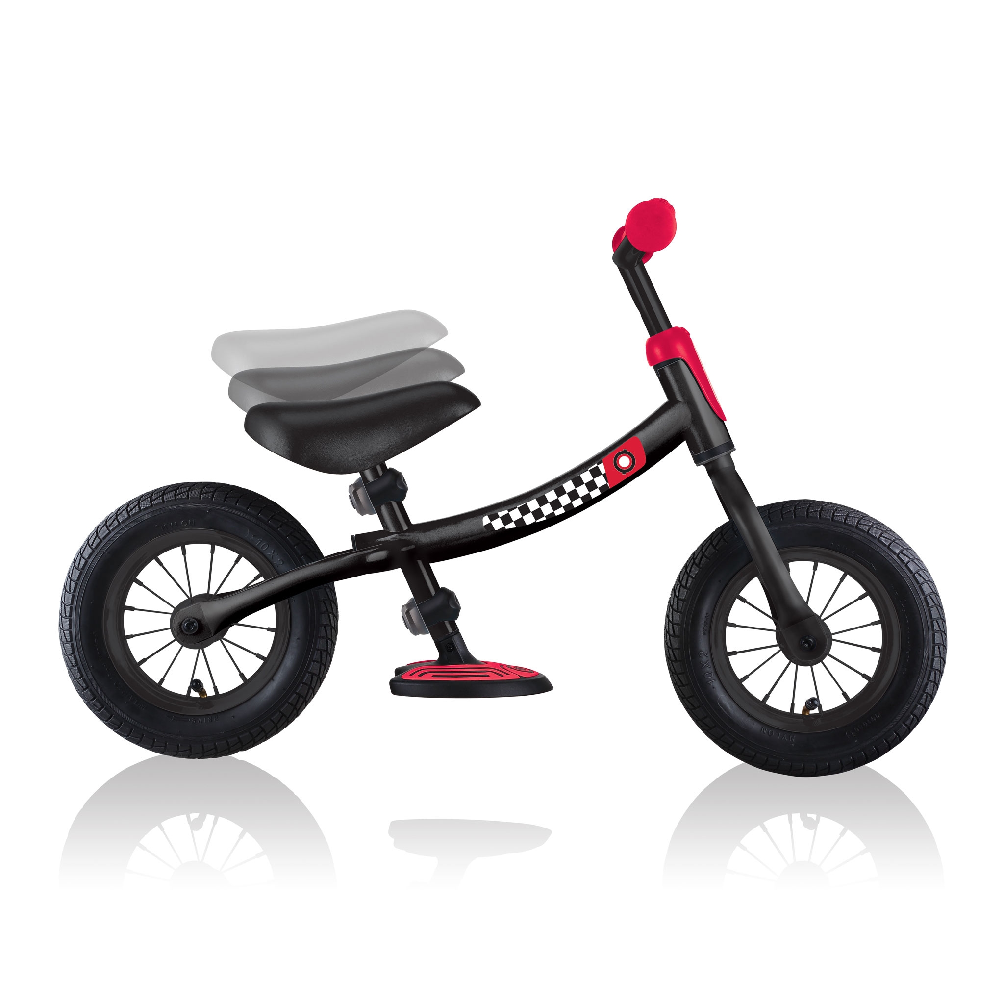 GO-BIKE-AIR-adjustable-toddler-balance-bike-with-6-height-adjustable-saddle-and2-height-adjustable-handlebar_black-red 2