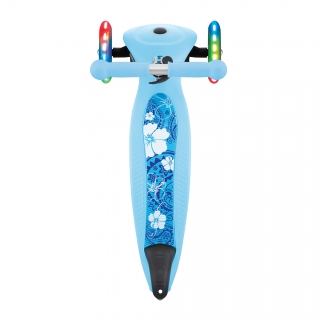 3-wheel-scooter-for-2-year-olds-with-fun-scooter-deck-pattern-Globber-JUNIOR-FOLDABLE-FANTASY-LIGHTS thumbnail 3