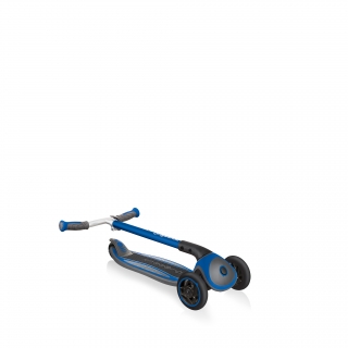 Globber-MASTER-convenient-foldable-3-wheel-scooter-for-kids-with-patented-folding-system_dark-blue thumbnail 3