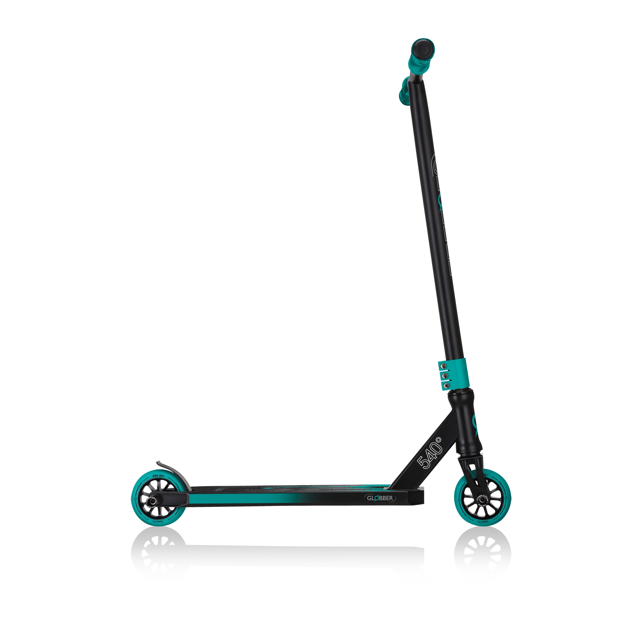 best-stunt-scooter-for-freestyling-Globber-GS540 3