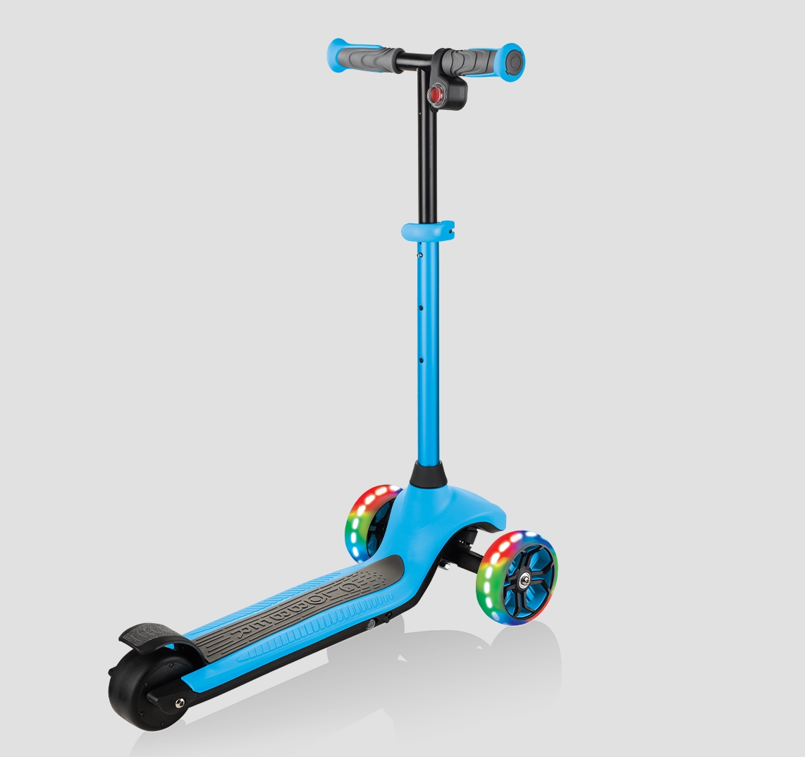 Das Doppel-Bremssystem auf unserem E-Scooter für Kinder sorgt dafür, dass die Bremsen wirklich jedezeit verlässlich funktionieren.