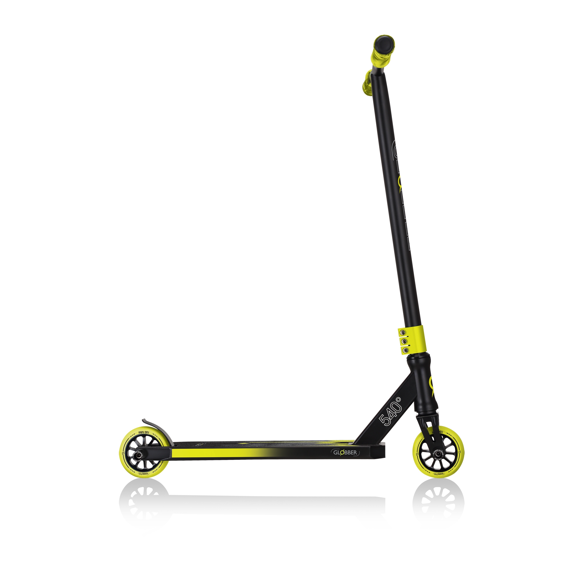 best-stunt-scooter-for-freestyling-Globber-GS540 3