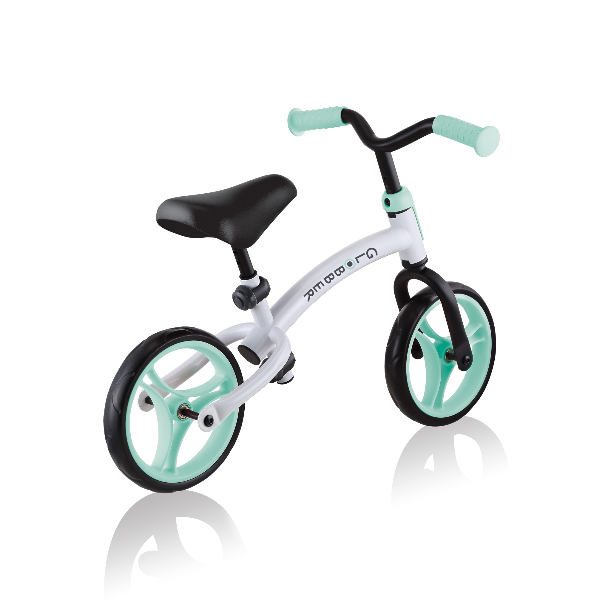 GO-BIKE-DUO-adjustable-black-balance-bike-for-toddlers 4
