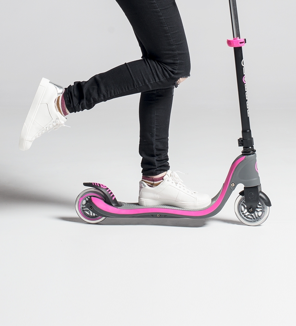 scooter for girls with wide rear brake