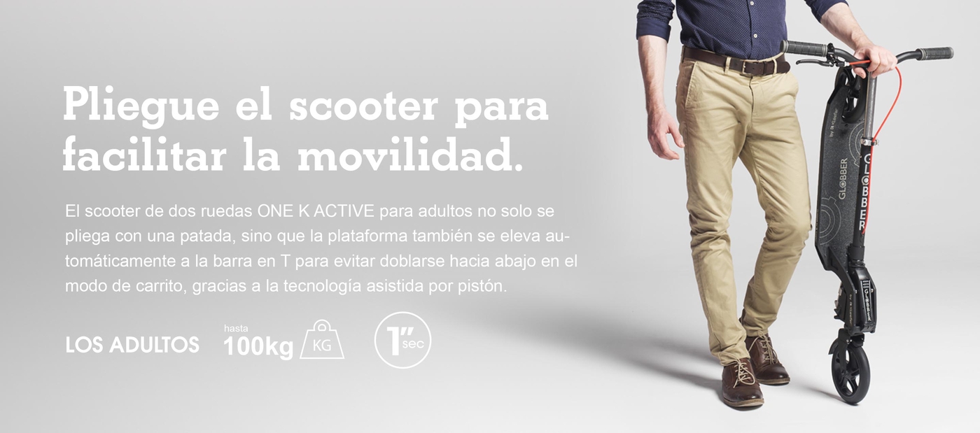 Pliegue el scooter para facilitar la movilidad.