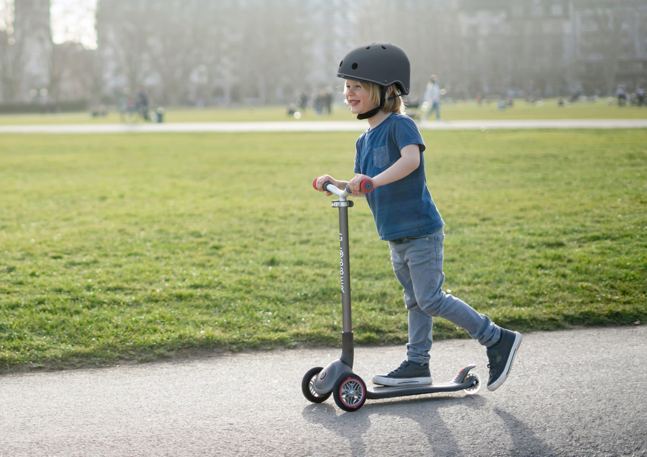 Large 3 Wheel Scooter